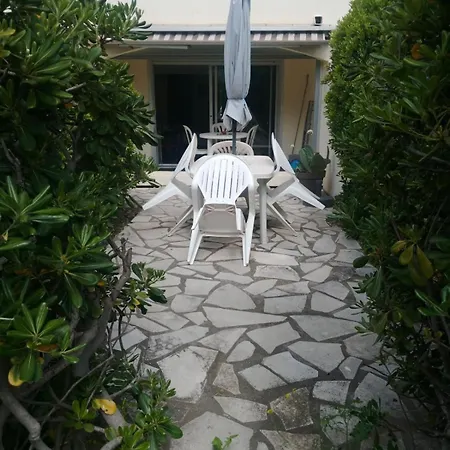 Cap D'agde 4-person With Terrace Pool * آجد